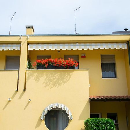 B&B Il Glicine Fiorito Lido di Venezia Exterior foto