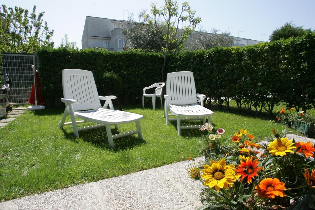 B&B Il Glicine Fiorito Lido di Venezia Exterior foto